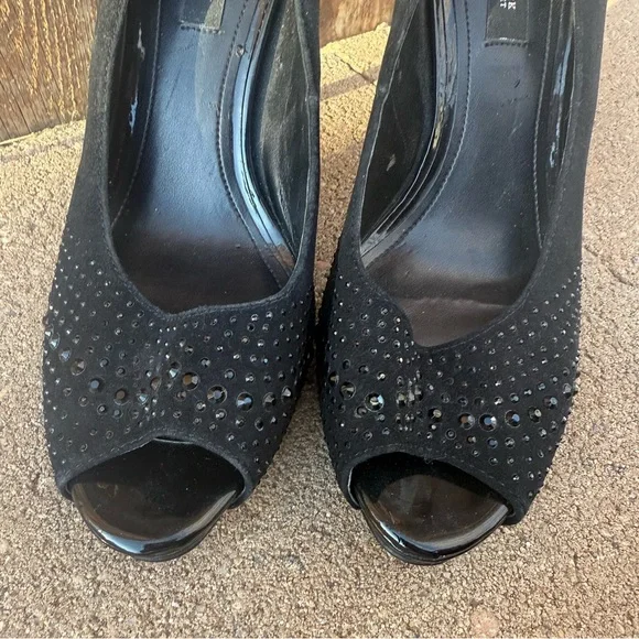 White House Black Market Black Open Toe Jewel Stiletto Heels Pumps Shoes Size 9 - Picture 3 of 10